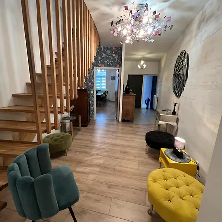 Ideal Groupe Tarif Long Sejour Maison 4chambres 8lits 2salles De Bain 3wc Terrasse Stationnement Gratuit Lejlighed *