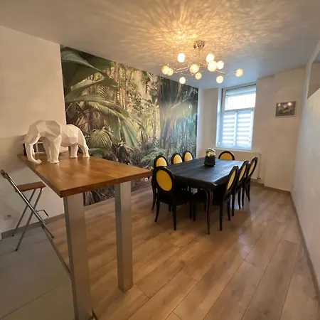 Ideal Groupe Tarif Long Sejour Maison 4chambres 8lits 2salles De Bain 3wc Terrasse Stationnement Gratuit Lejlighed *