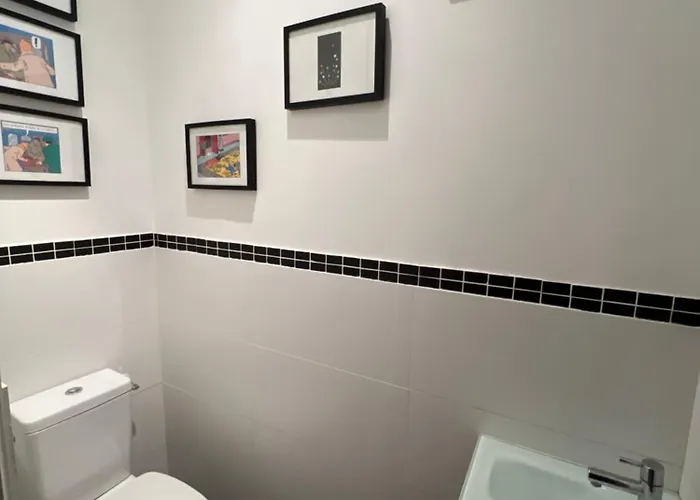 Ideal Groupe Tarif Long Sejour Maison 4chambres 8lits 2salles De Bain 3wc Terrasse Stationnement Gratuit