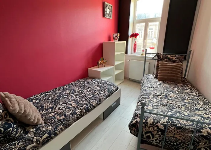 Ideal Groupe Tarif Long Sejour Maison 4chambres 8lits 2salles De Bain 3wc Terrasse Stationnement Gratuit *